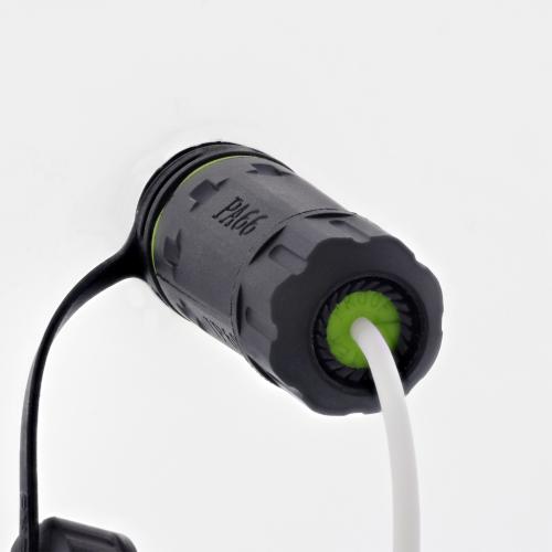 Preview: USB-A Verbinder IP68, kurz, 2x USB-A Buchse, geschirmt, M20