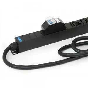 Triton RAB-PD-X53-A1 Vertikale Steckdosenleiste 20x C13, 4x C19, CEE 32A Stecker
