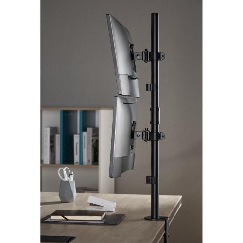 Preview: InLine® Tischhalterung, für 2x LCD-/LED-Display bis 81cm (32"), max. 9kg