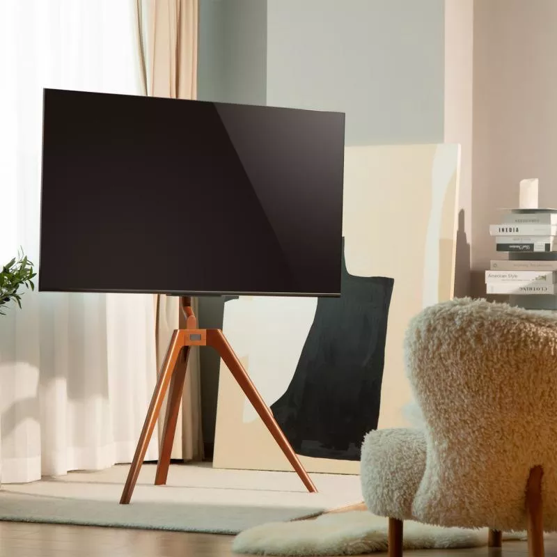 TV-Standfuß woodstand – Dreibein – 45"–65" – Massivholz Walnuss – mit Kabelmanagement